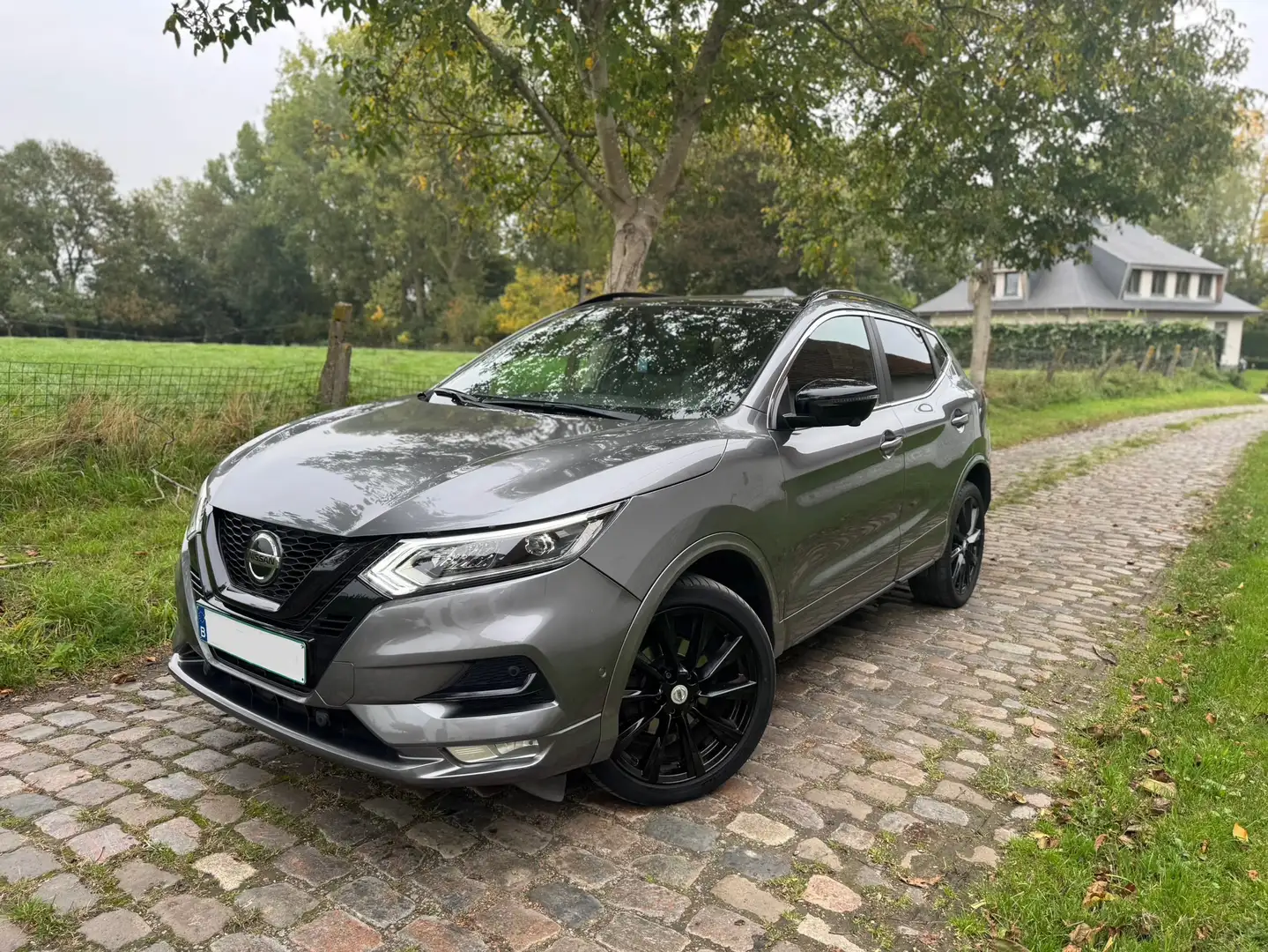 Nissan Qashqai Qashqai 1.3 DIG-T N-Tec Gris - 1