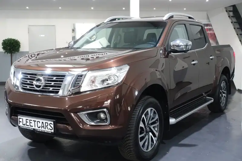 NISSAN Navara