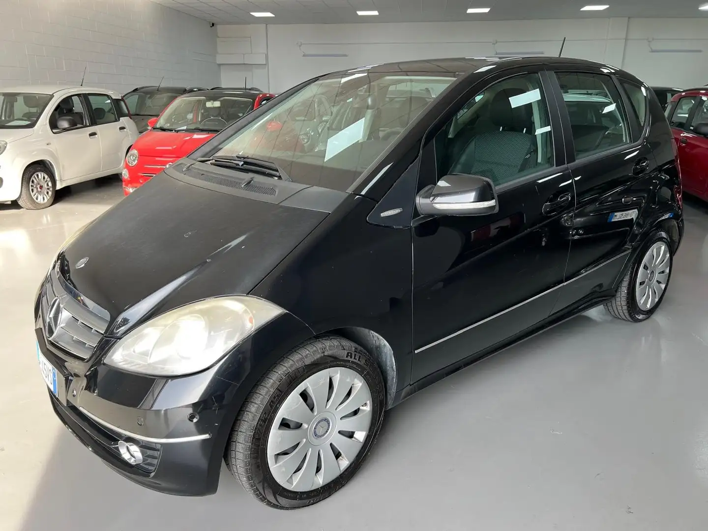 Mercedes-Benz A 180 A 180 cdi Automatica Nero - 1