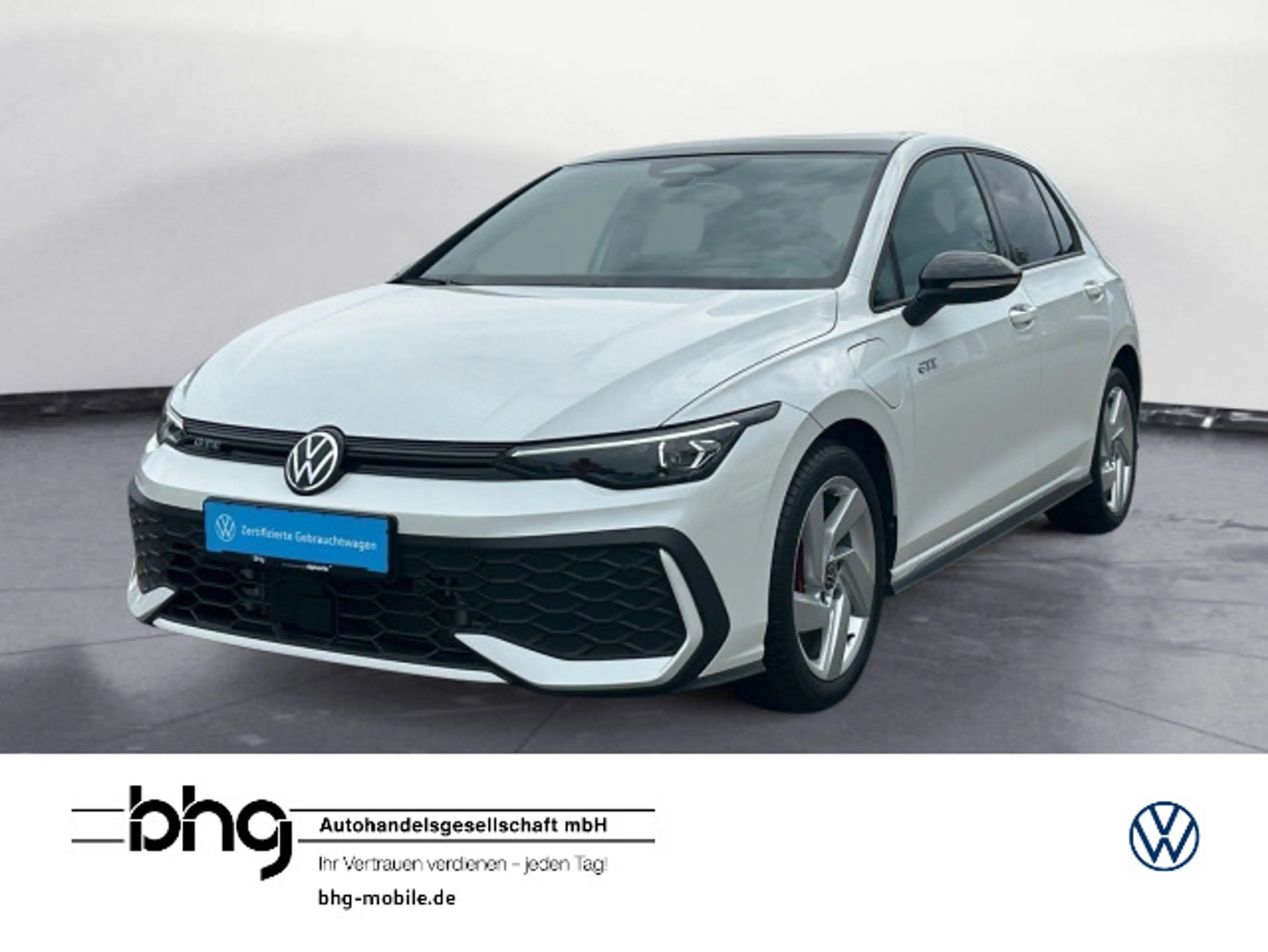 Volkswagen Golf GTE GTE DSG Pano HUD Navi ACC Kamera Matrix DAB