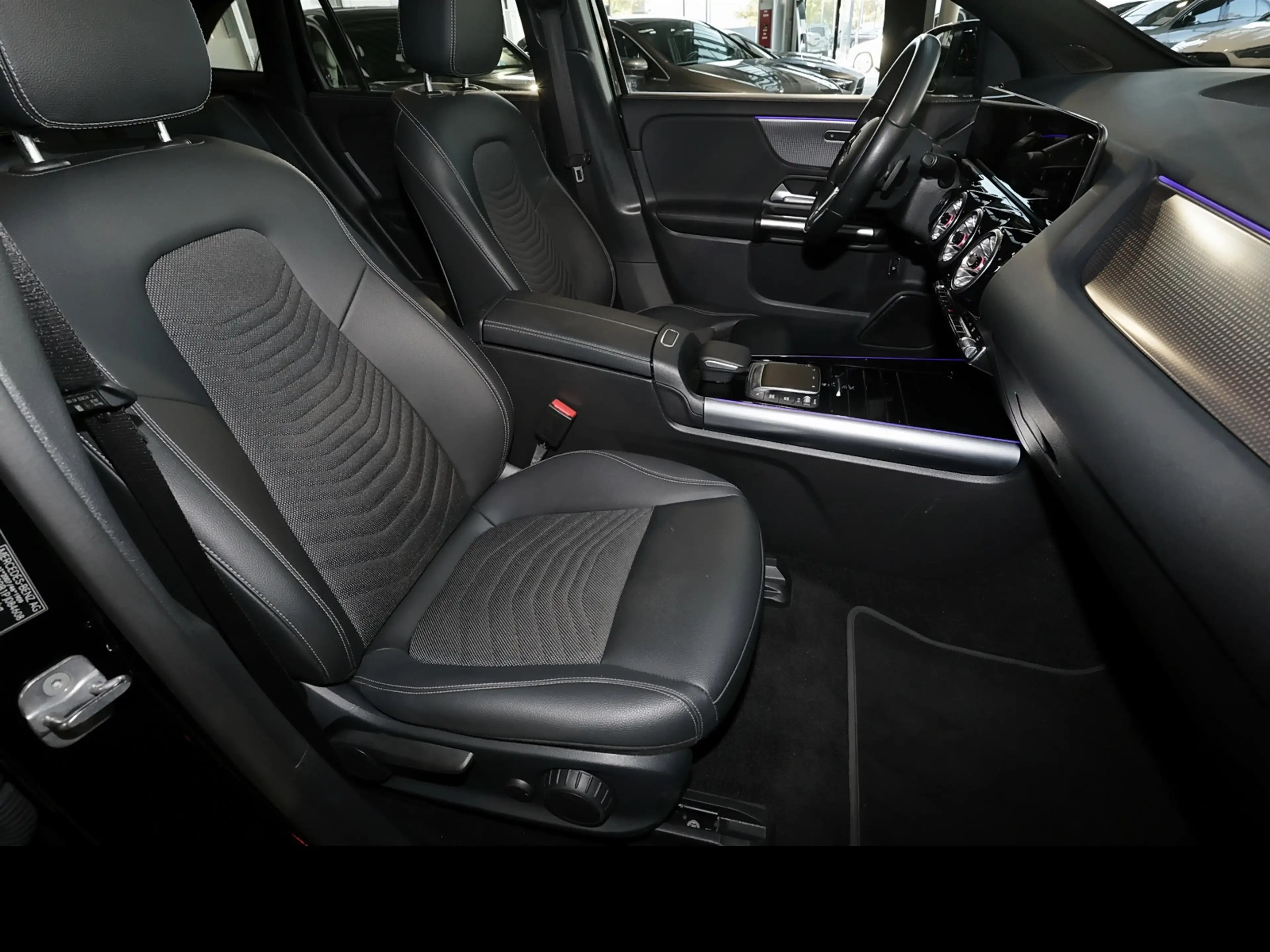 Mercedes-Benz EQA 250 Progressive AHK+KAMERA+DISTRONIC+LED+18" — photo 6