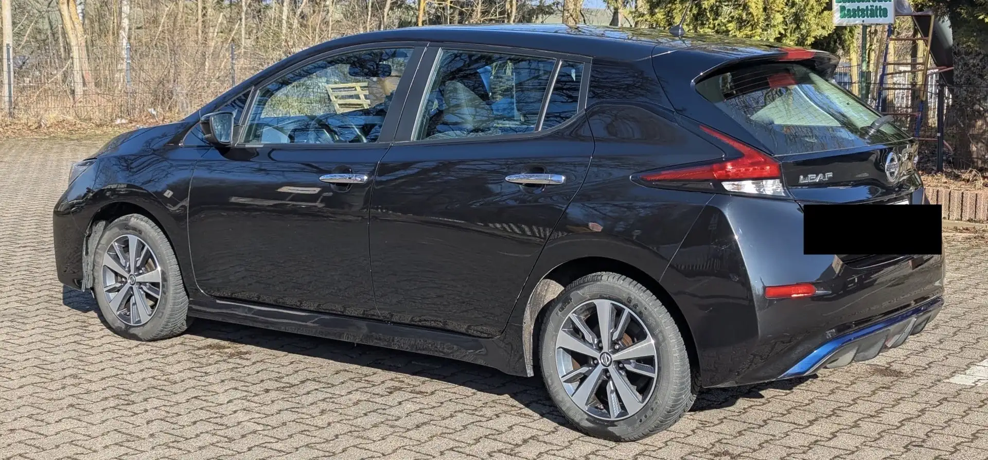 Nissan Leaf 40 kWh Acenta mit Winterpaket - 2
