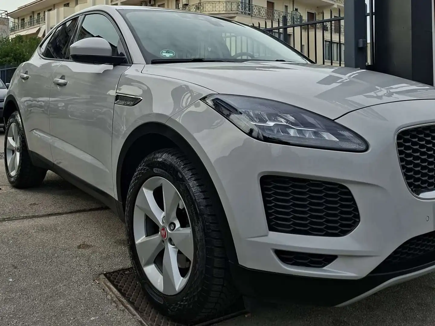 Jaguar E-Pace E-Pace 2.0d i4 S fwd 150cv my19 Gris - 1