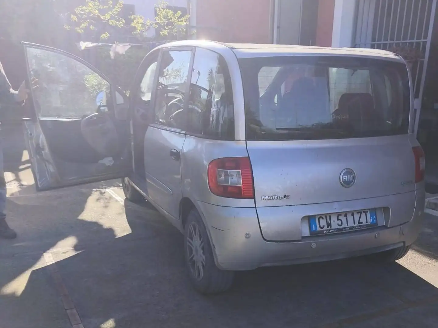Fiat Multipla Multipla 1.6 16v Family natural power Silber - 1
