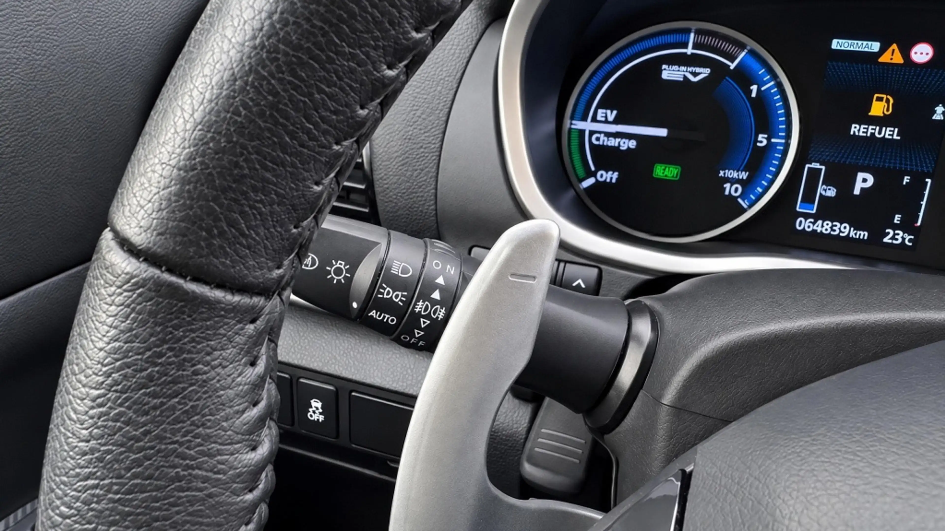Mitsubishi Eclipse Cross 2.4 PHEV Intense+ | Cruise | Camera | Carplay/Andr — photo 15