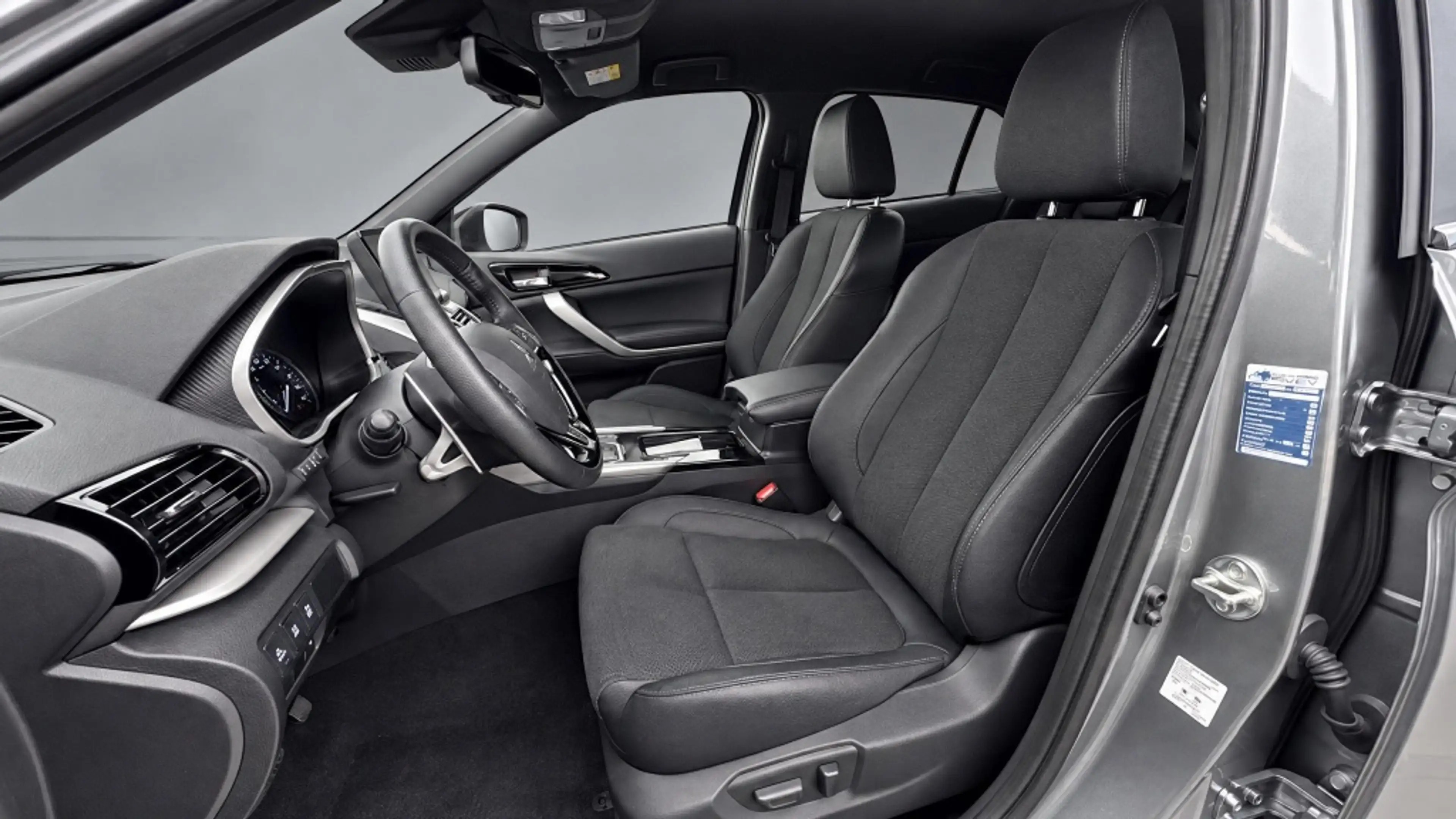 Mitsubishi Eclipse Cross 2.4 PHEV Intense+ | Cruise | Camera | Carplay/Andr — photo 9