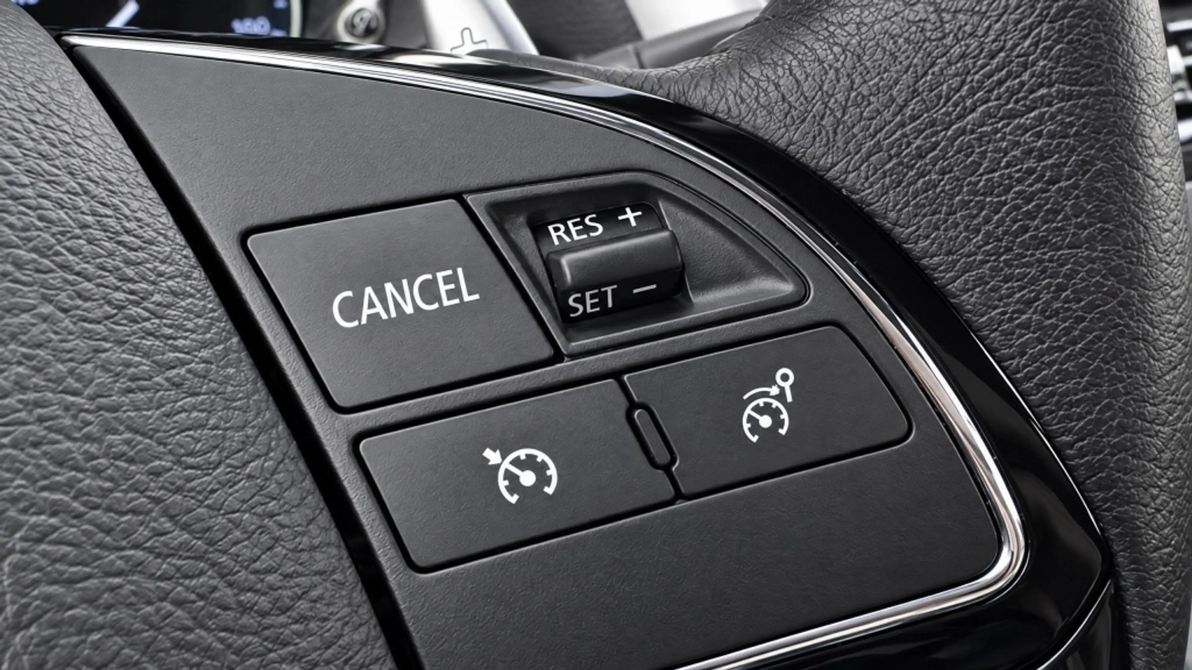 Mitsubishi Eclipse Cross 2.4 PHEV Intense+ | Cruise | Camera | Carplay/Andr — photo 14