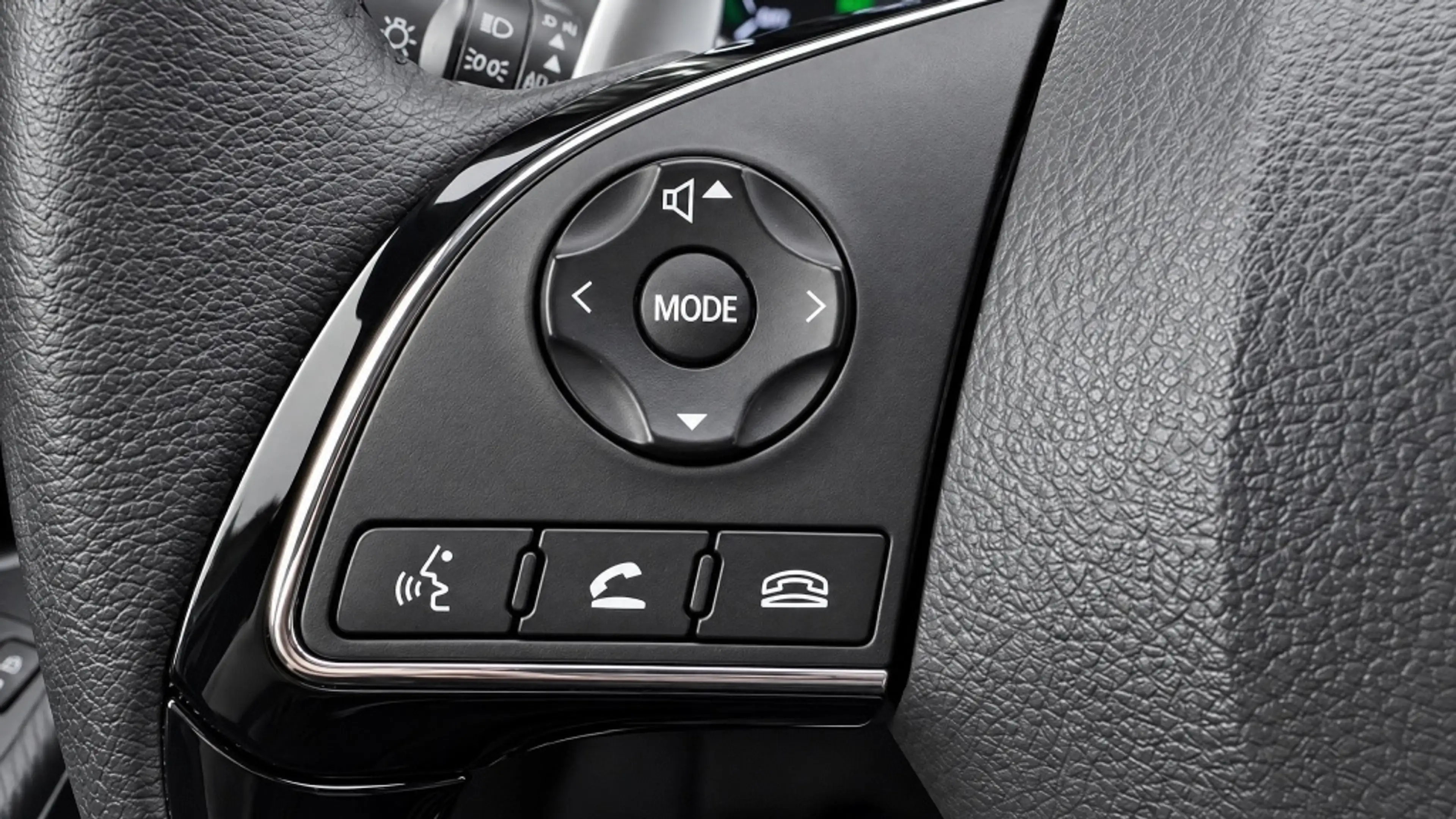 Mitsubishi Eclipse Cross 2.4 PHEV Intense+ | Cruise | Camera | Carplay/Andr — photo 13