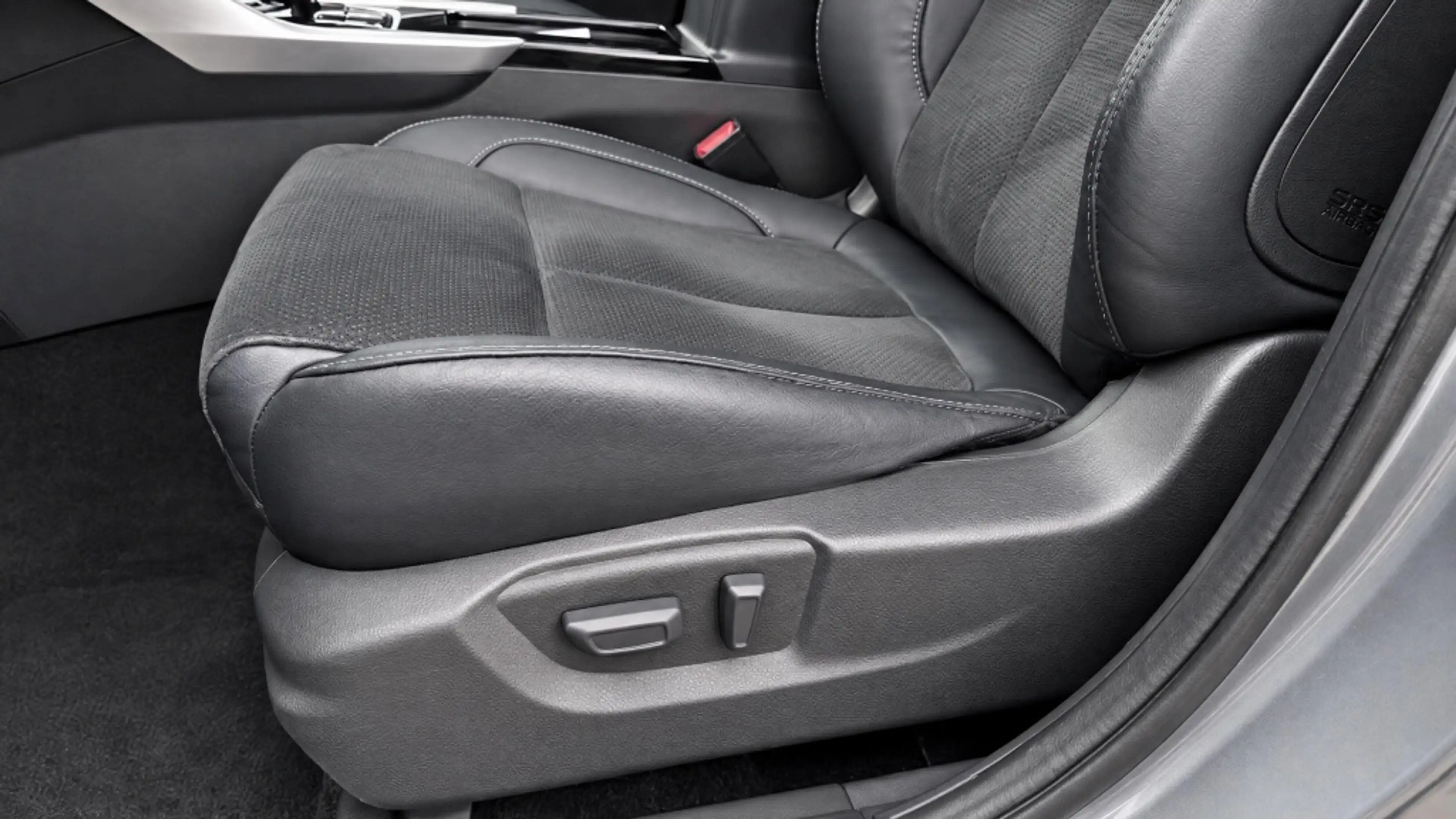 Mitsubishi Eclipse Cross 2.4 PHEV Intense+ | Cruise | Camera | Carplay/Andr — photo 10
