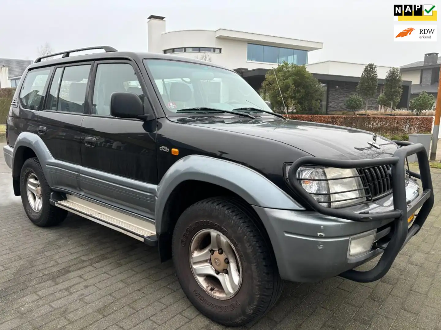 Toyota Land Cruiser 90 3.0 D4-Dautomaat nieuwe a.p.k. airco 5 persoons Noir - 1