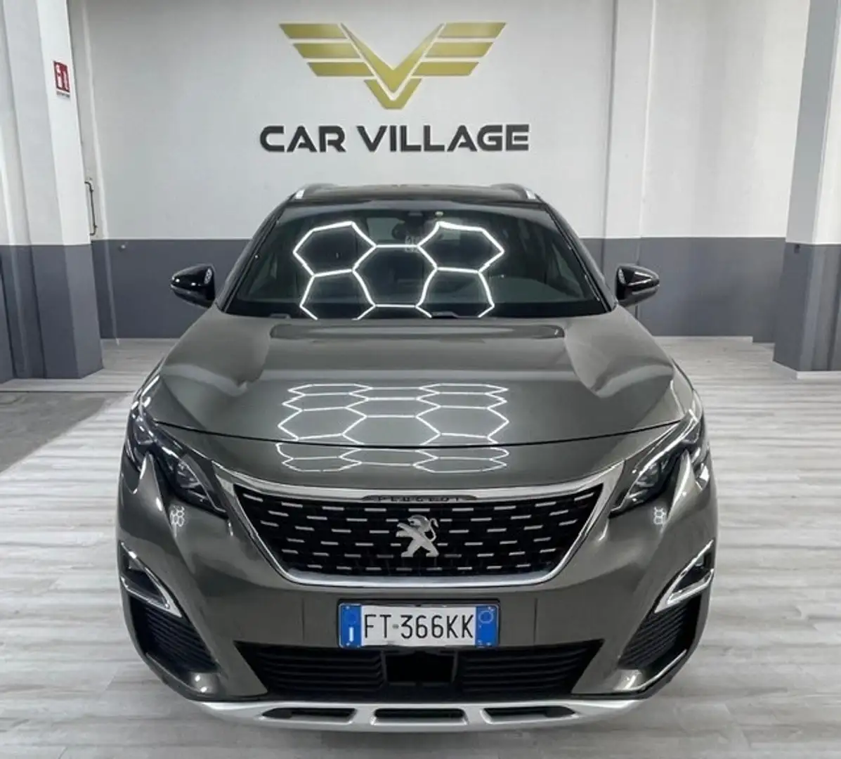 Peugeot 5008 5008 BlueHDi 120 S&S GT Line Grigio - 1