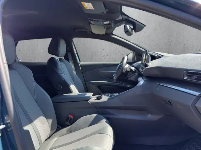 Peugeot 3008 view 13