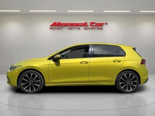 Volkswagen Golf view 3
