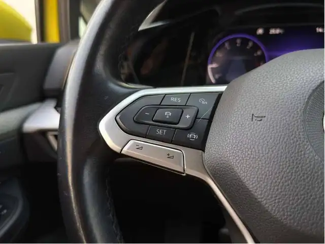 Volkswagen Golf view 12