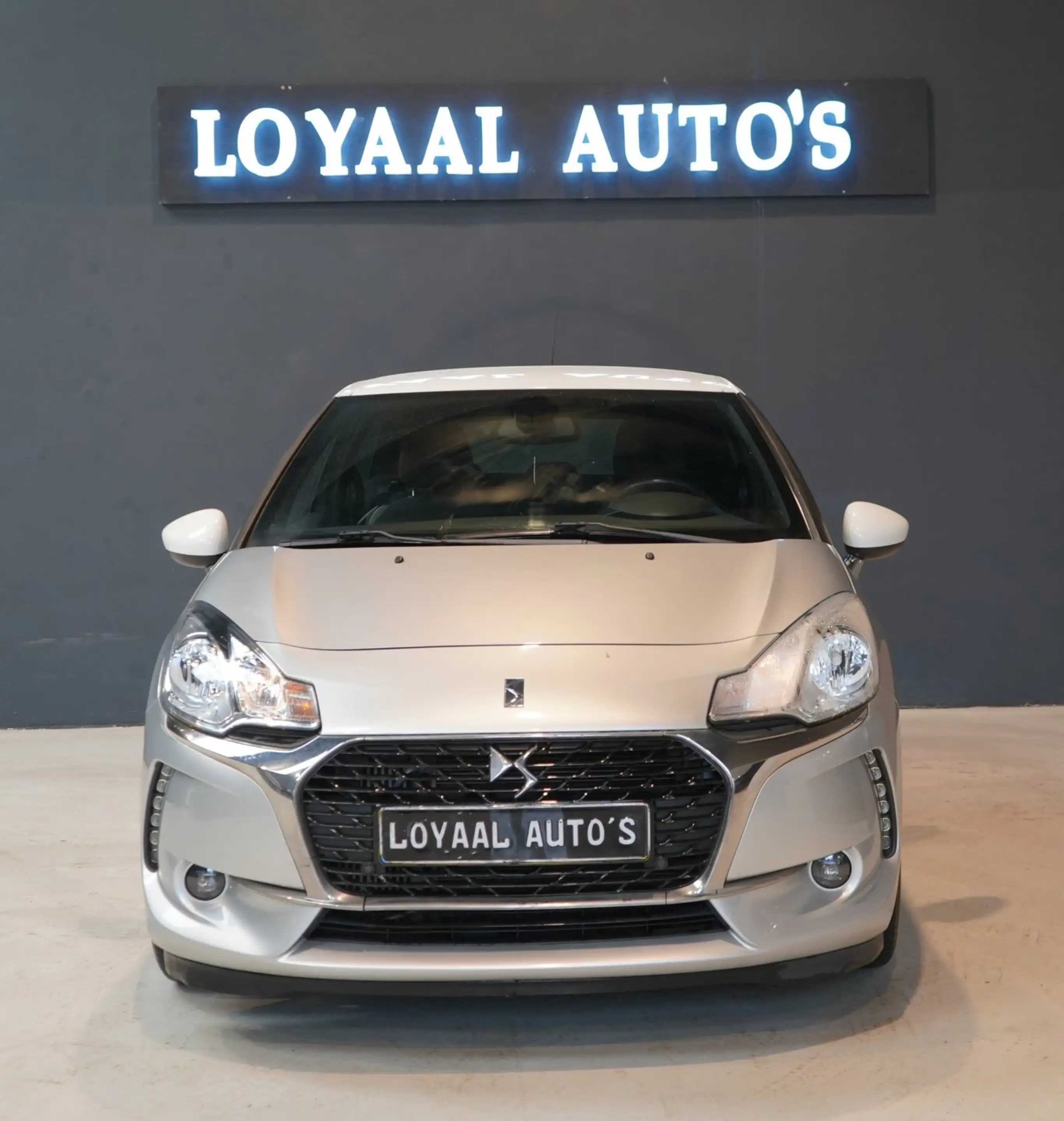 DS Automobiles DS 3 1.2 PureTech So Chic | AUT | CRUISE | PDC | AIRCO — photo 3