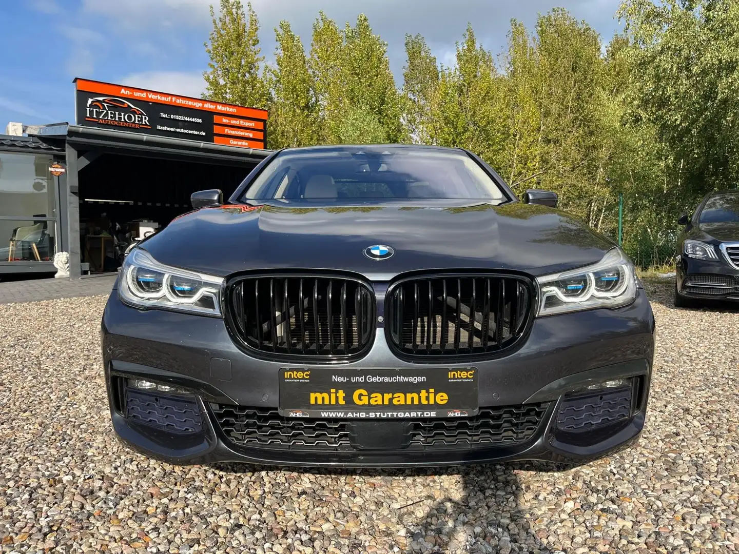 BMW 740 Baureihe 7 Lim 740 d xDrive*Pano*HUD*VOLL* Grau - 1