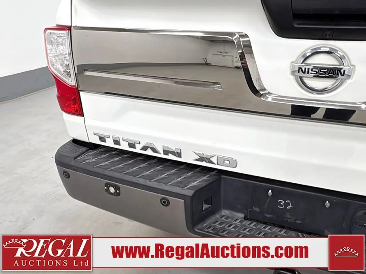 Nissan Titan XD снимка Nissan Titan XD