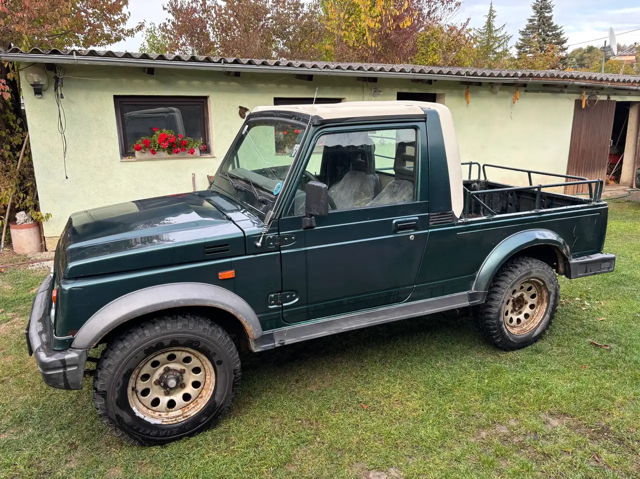 Suzuki Samurai