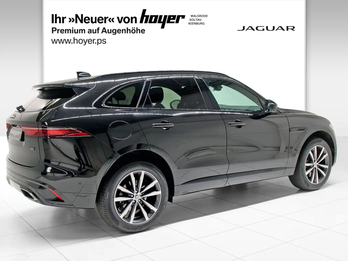 Jaguar F-Pace D300 AWD R-Dynamic SE AHK Pano Head-Up Schwarz - 2