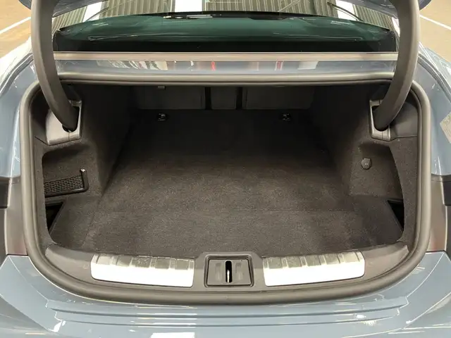 Audi E-Tron GT view 11
