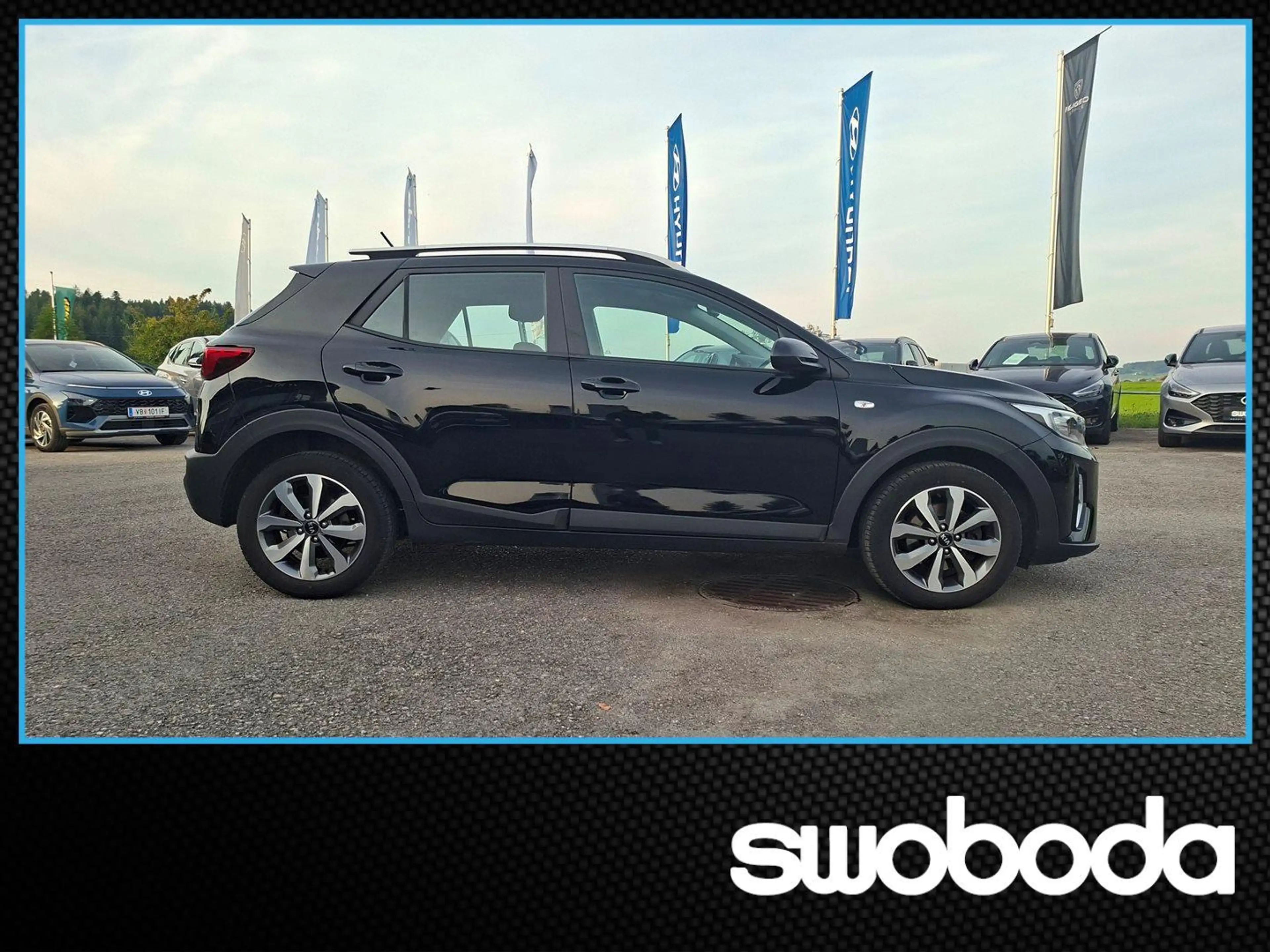 Kia Stonic 1,25 MPI ISG Silber — photo 4