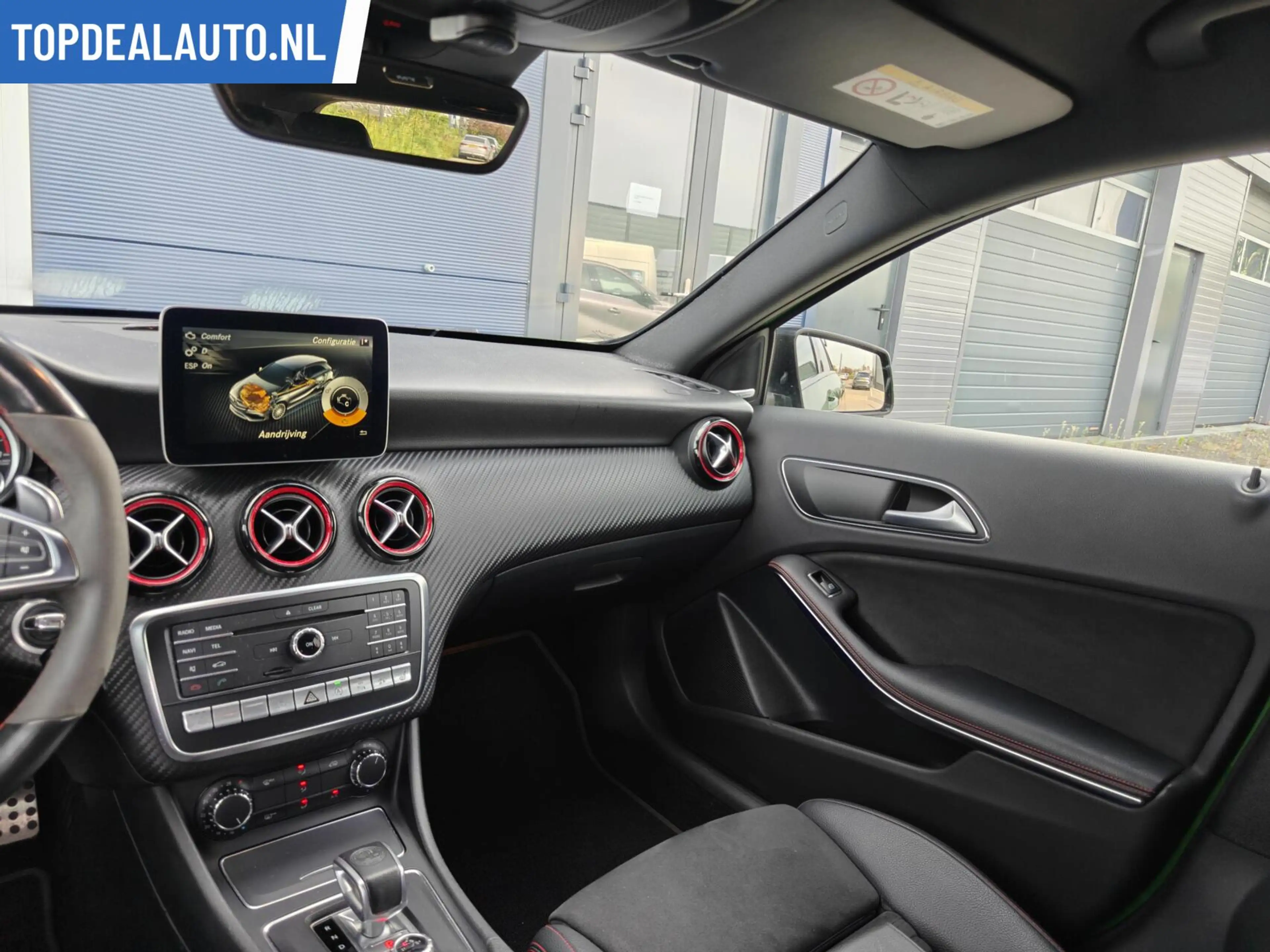 Mercedes-Benz A 45 AMG 4MATIC Aeropakket — photo 20