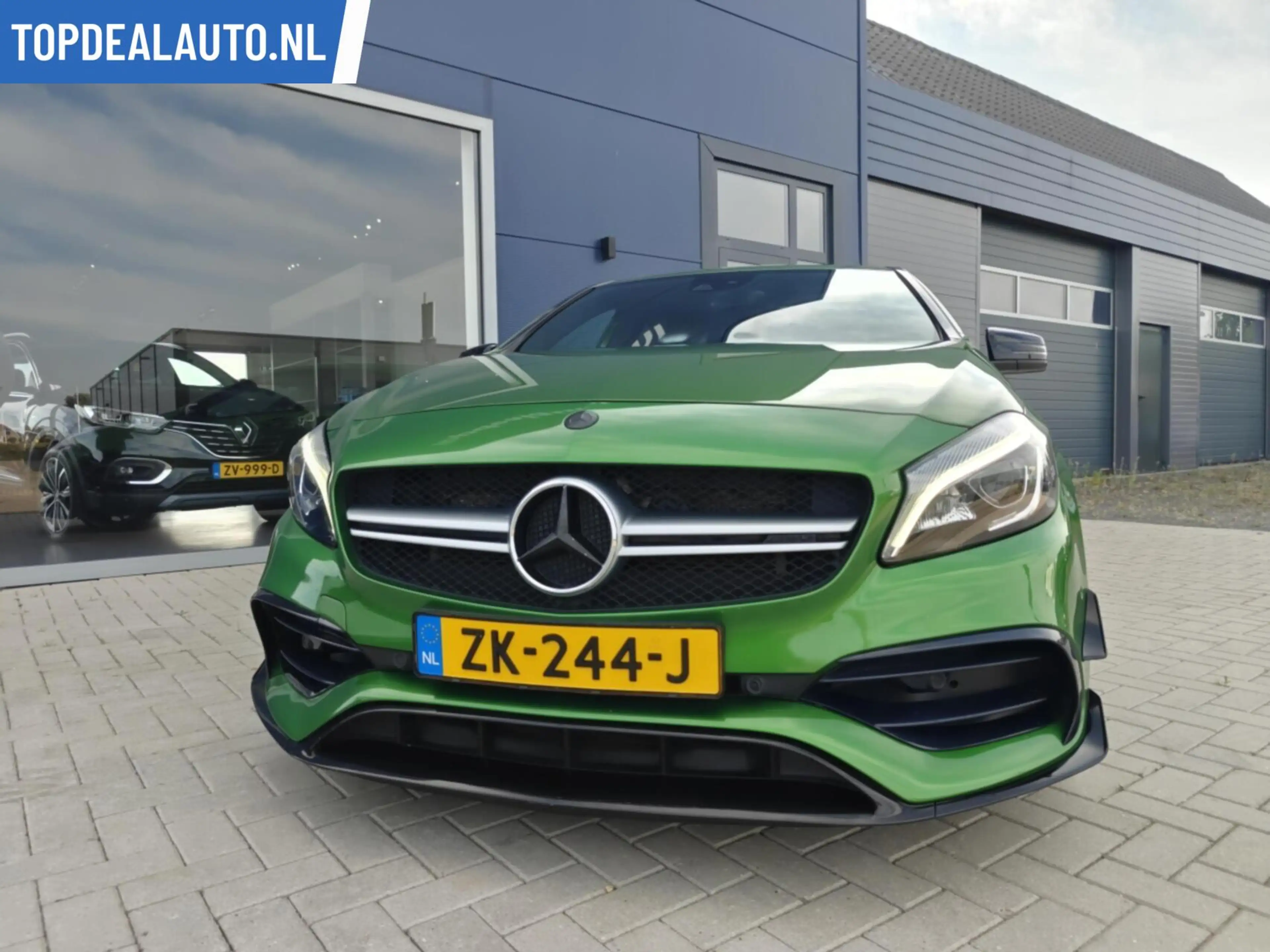 Mercedes-Benz A 45 AMG 4MATIC Aeropakket — photo 17