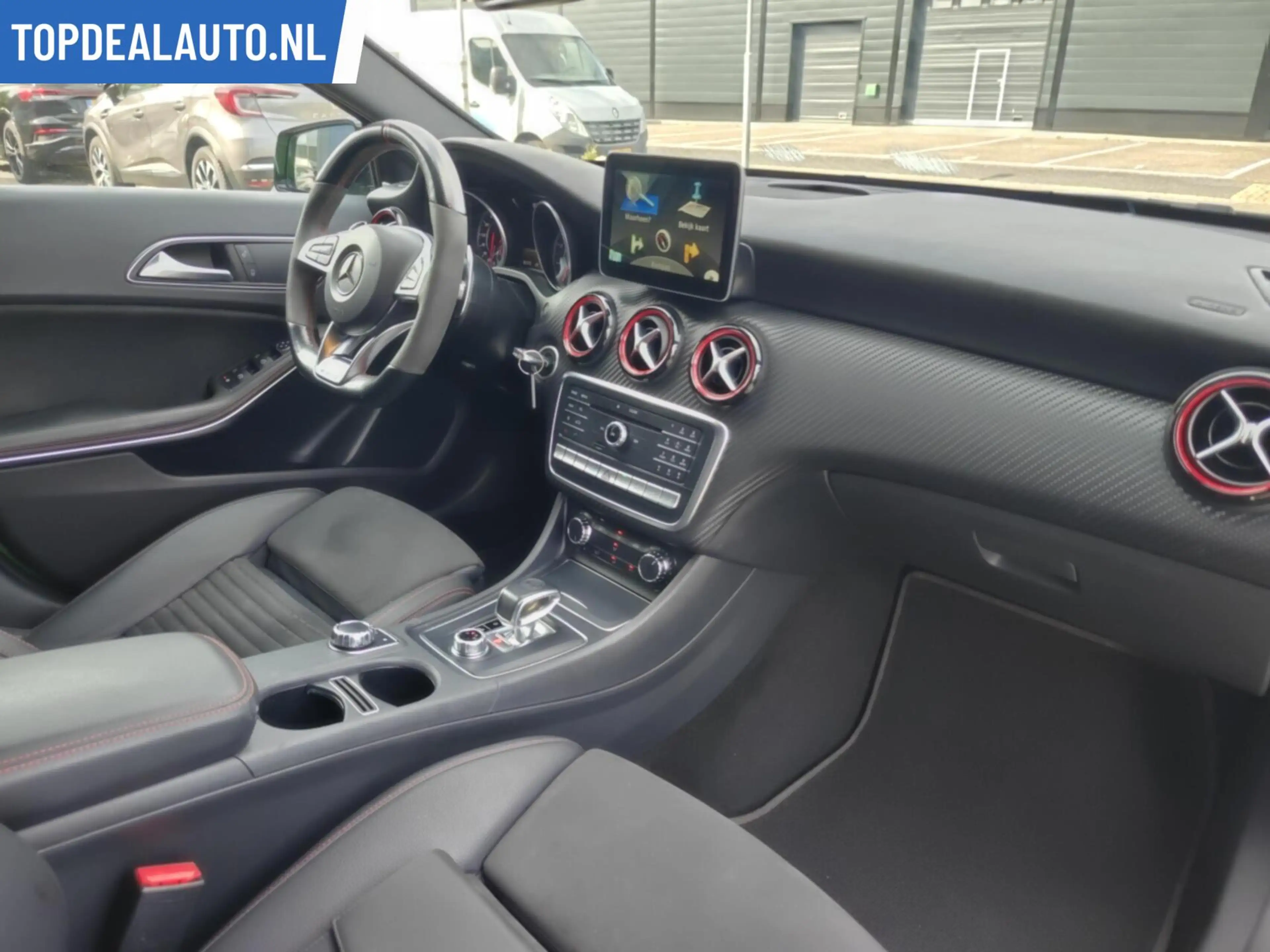 Mercedes-Benz A 45 AMG 4MATIC Aeropakket — photo 4