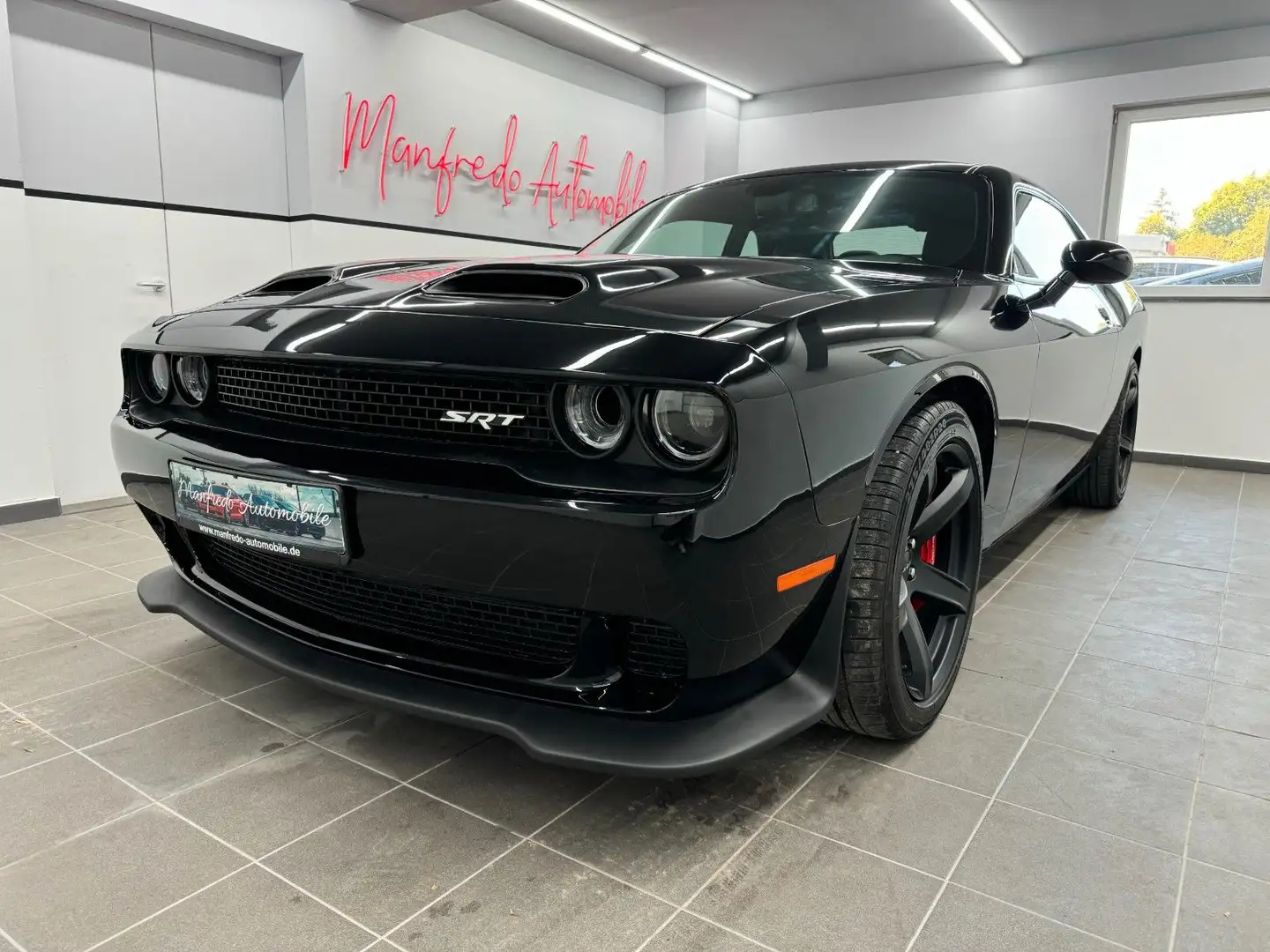 Dodge Challenger 6.2 SRT Hellcat 727PS/Brembo/Alpine/ Černá - 1