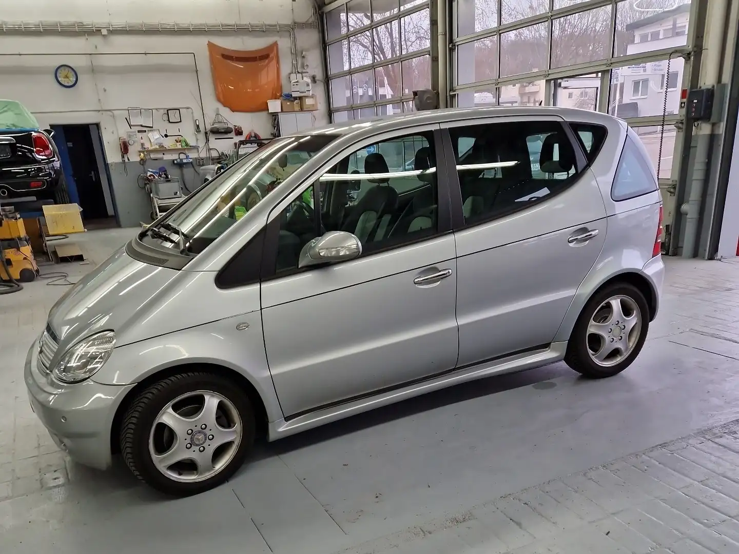 Mercedes-Benz A 210 L Evolution Silver - 1