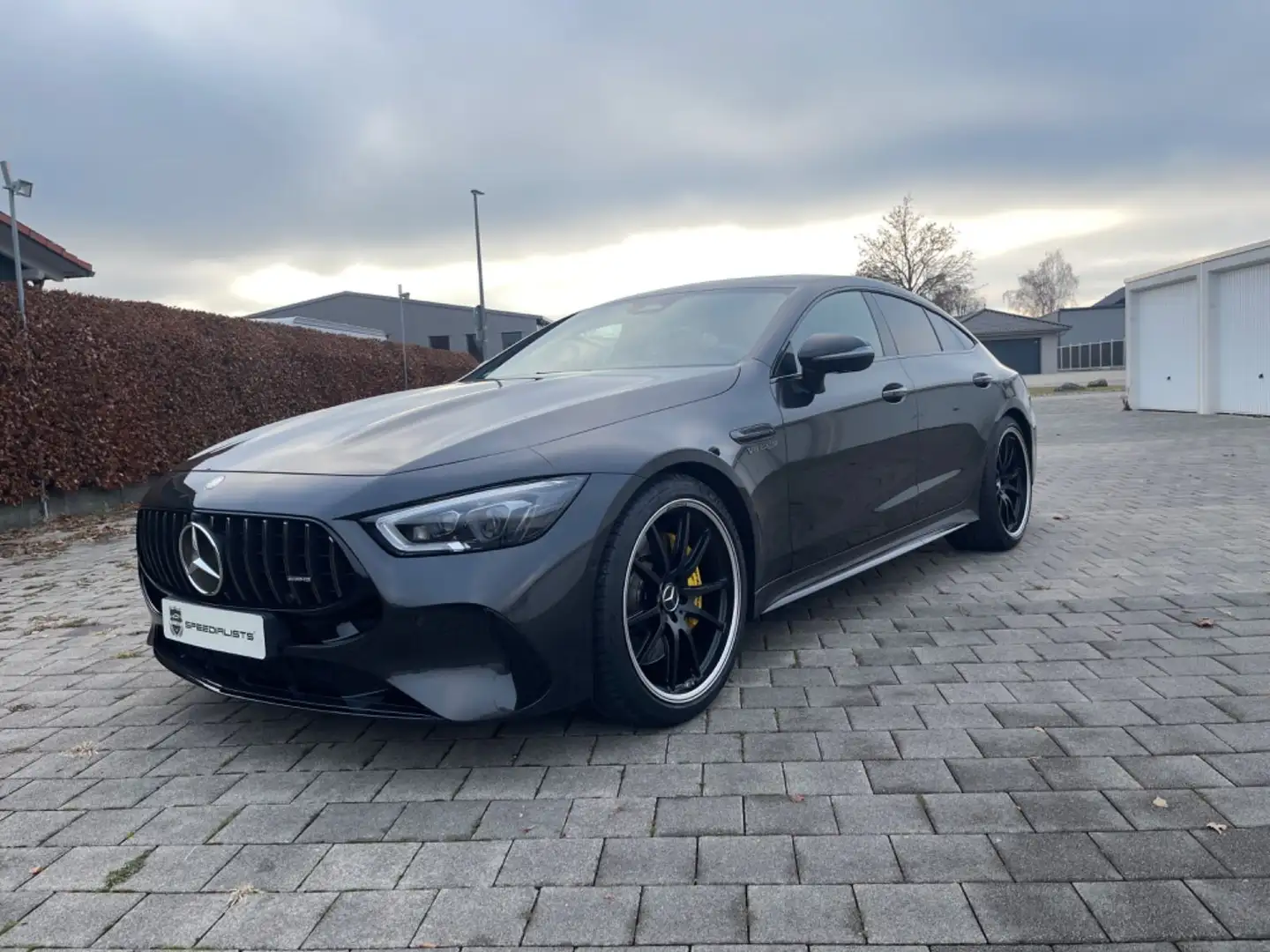 Mercedes-Benz AMG GT 4-trg. 63 4Matic+ / NUR AN GEWERBE Grau - 2