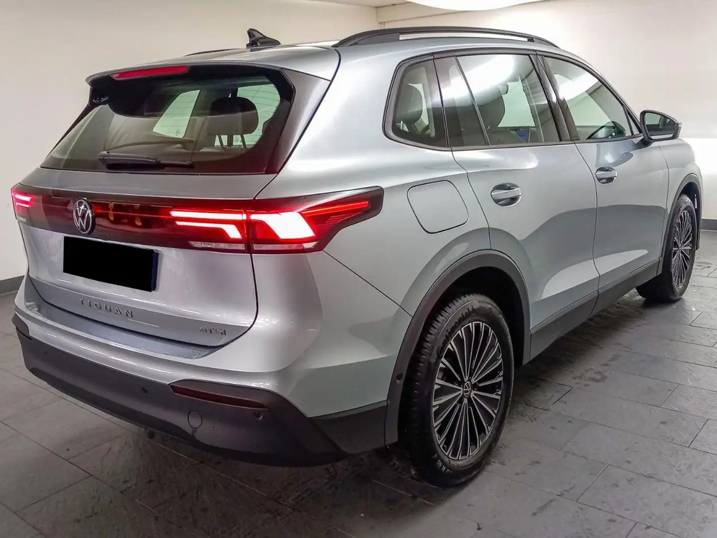 Volkswagen Tiguan 1.5 TSI Life DSG Argento - 2