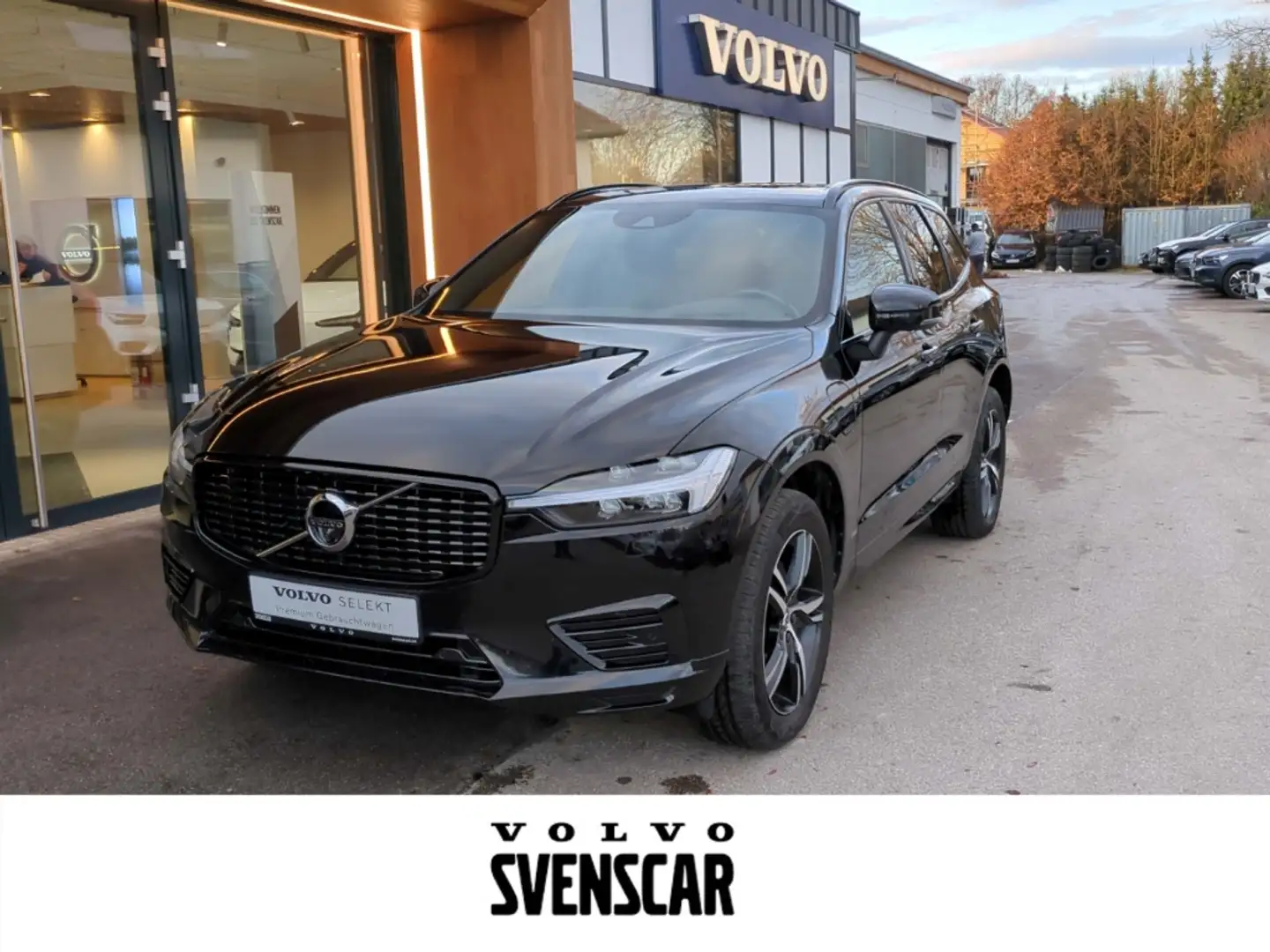 Volvo XC60 R Design Recharge Plug-In Hybrid AWD T8 Twin Engin Schwarz - 1