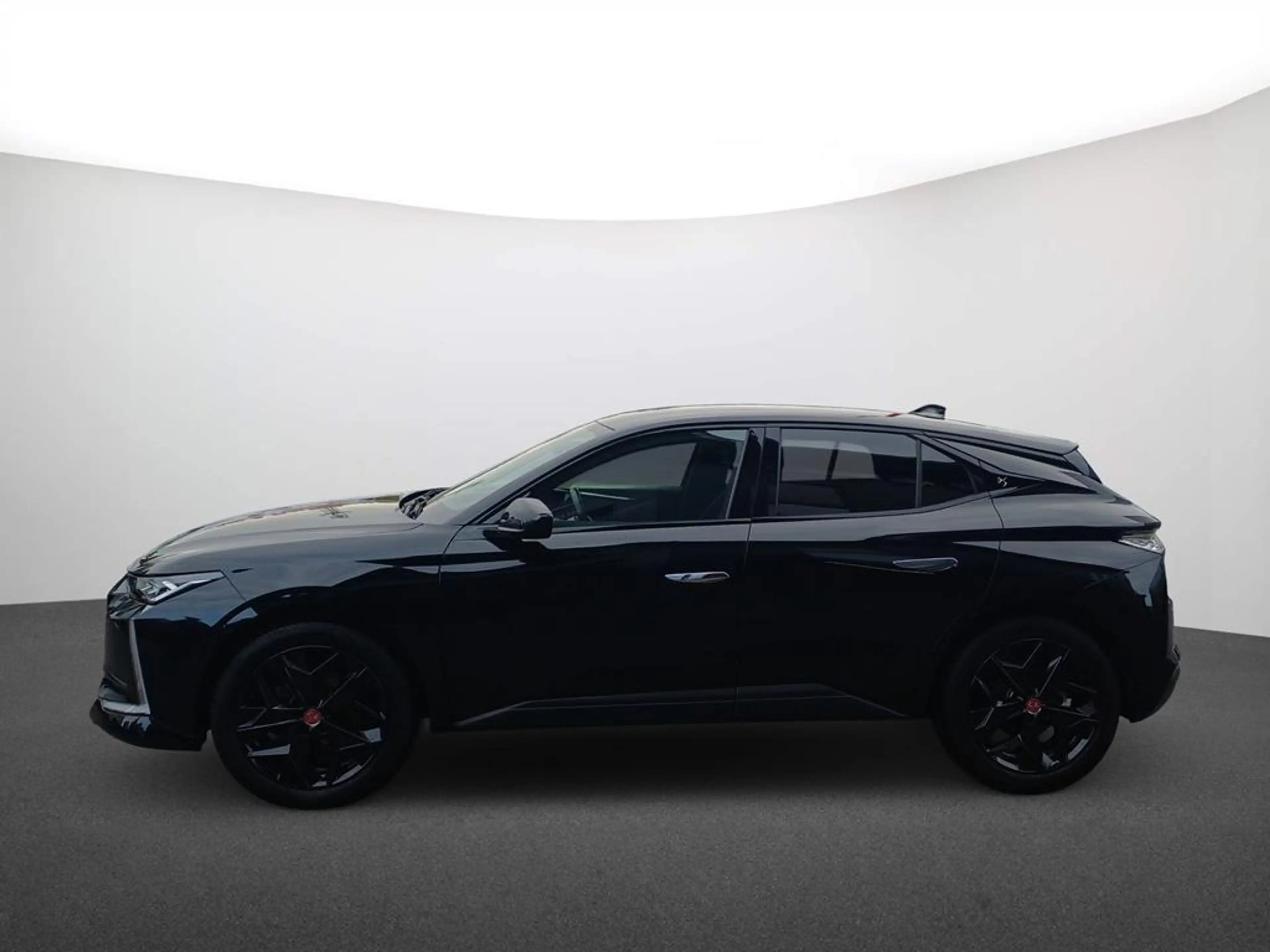 DS Automobiles DS 4 PERFORMANCE LINE PureTech 130 — photo 13