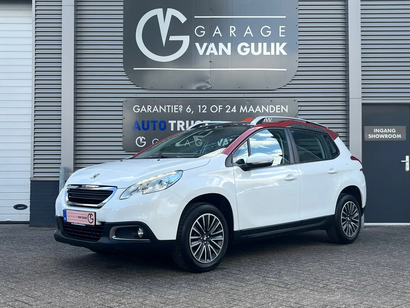 Peugeot 2008 1.2 82PK PureTech Automaat,Navi,Clima,Cruise,Panor Weiß - 1