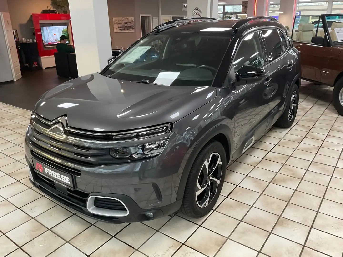 Citroen C5 Aircross Feel Grau - 1