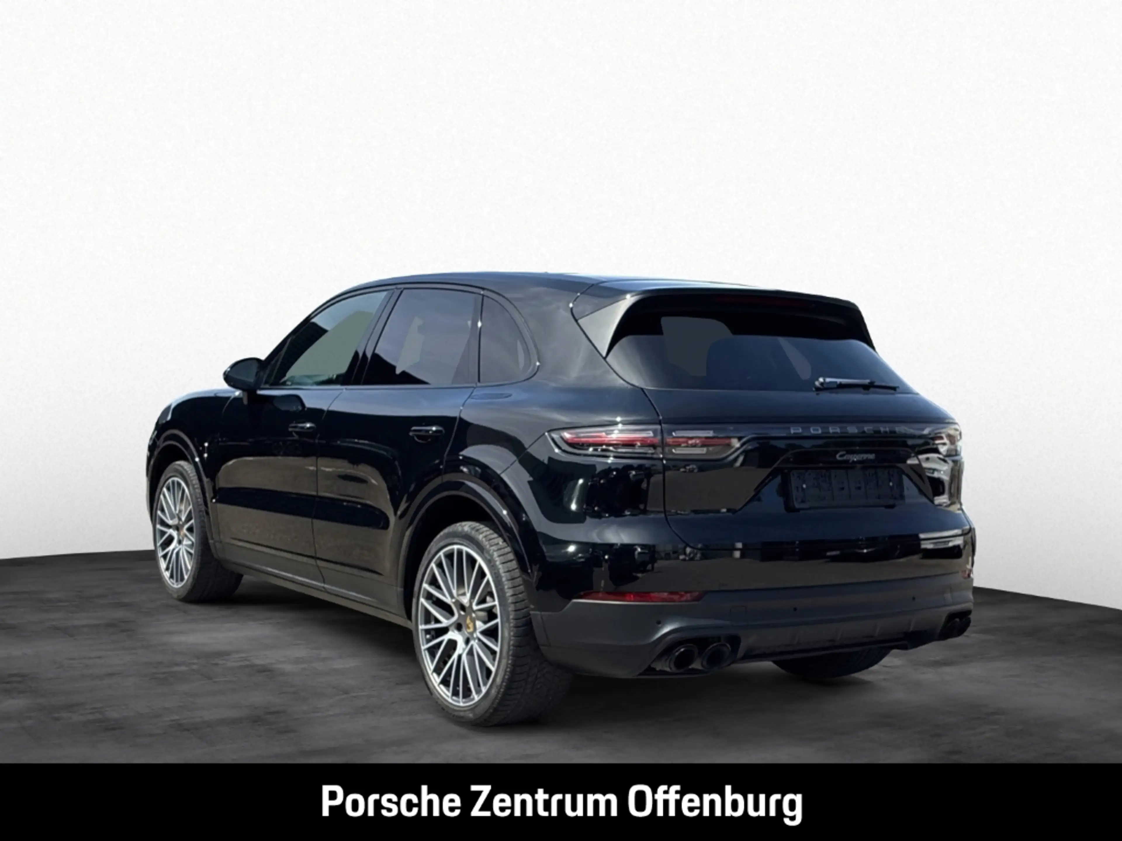 Porsche Cayenne Platinum Edition Pano Navi Memory Bose LED — photo 3