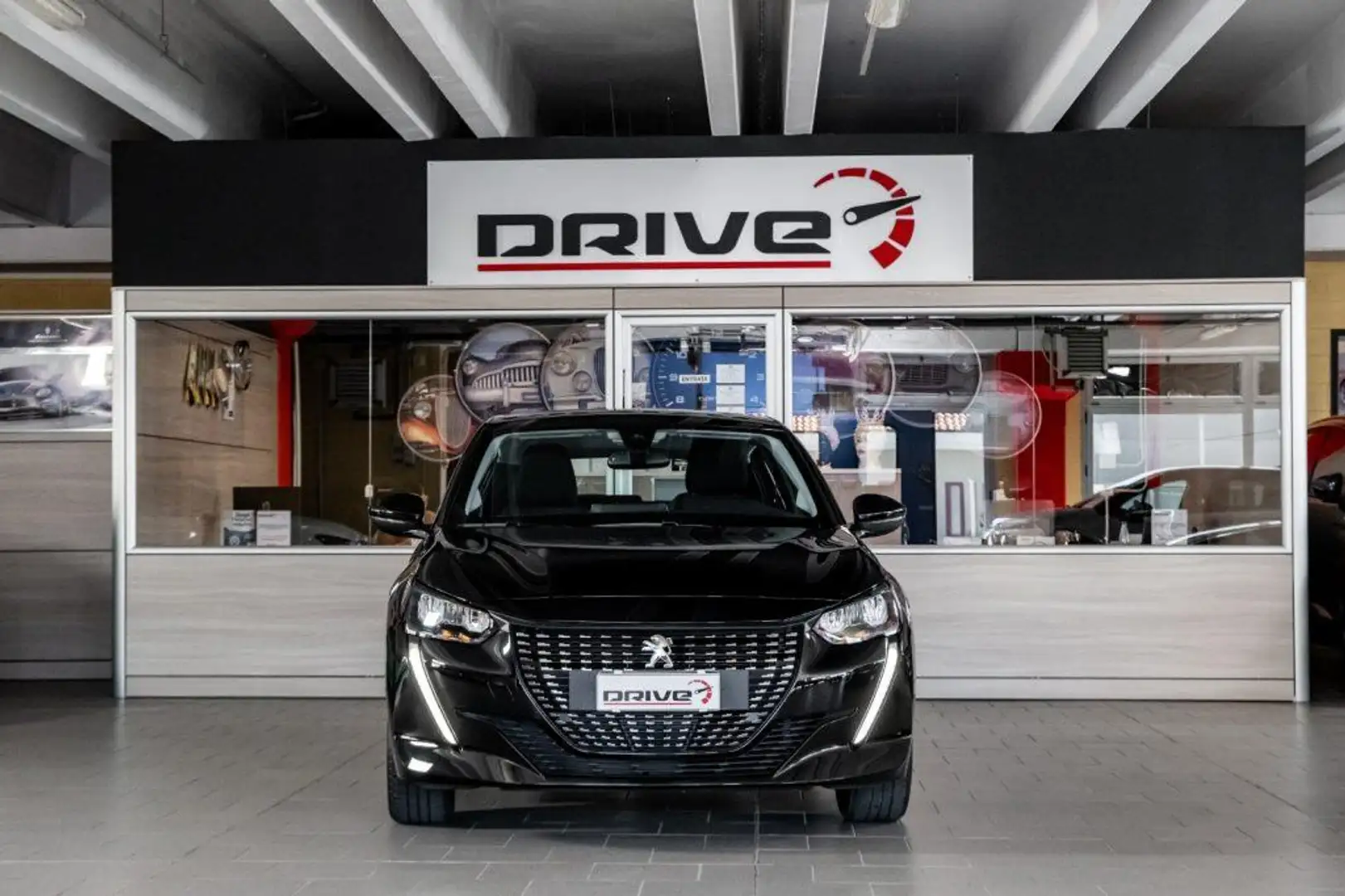Peugeot 208 PureTech 75 Active Pack NEOPATENTATO Nero - 2