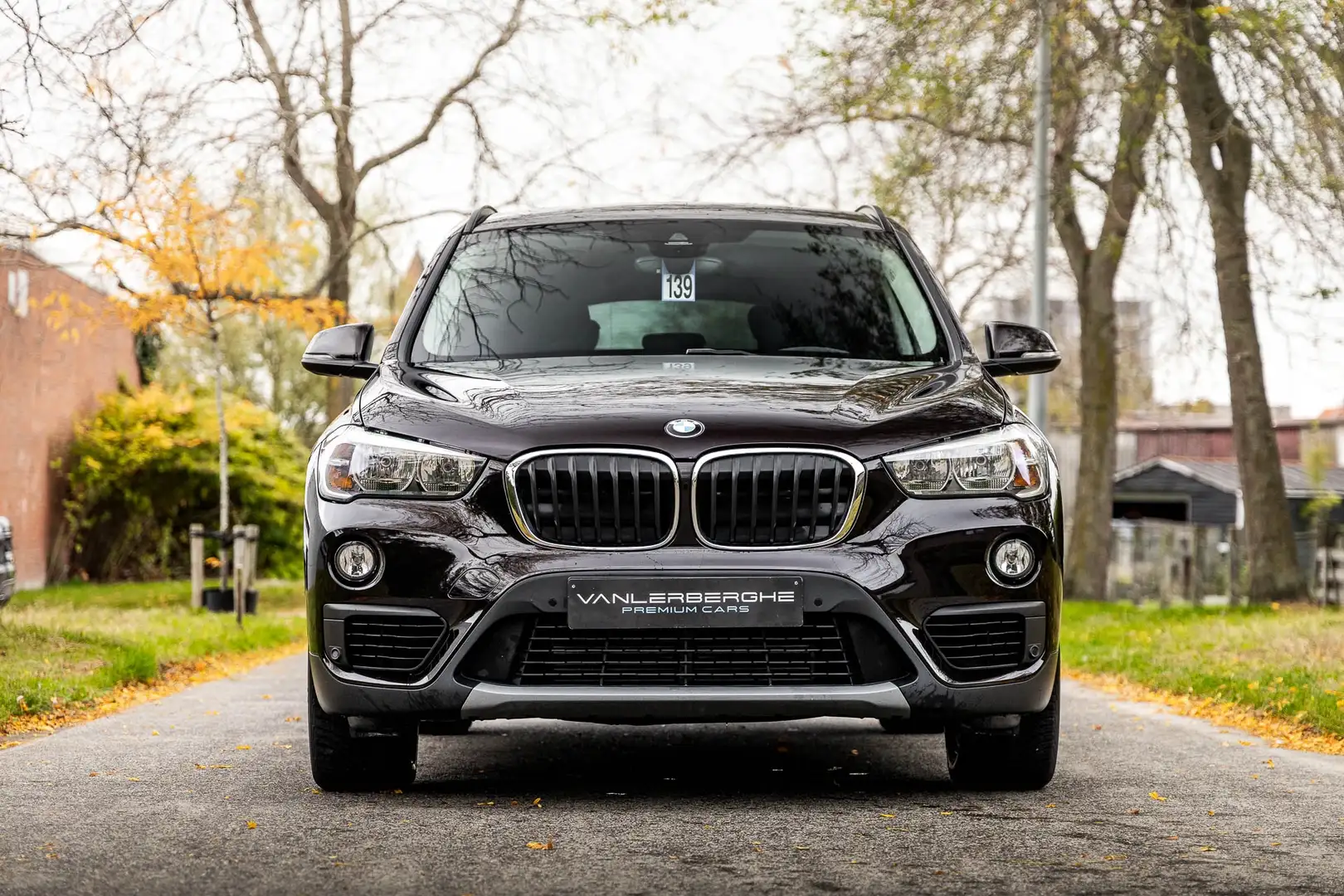 BMW X1 sDrive16dA * HUD * ACC * Camera * Navi PRO * Marrón - 2
