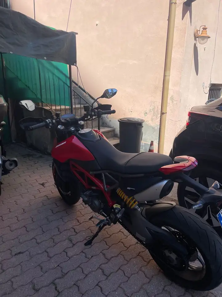 Ducati Hypermotard 950