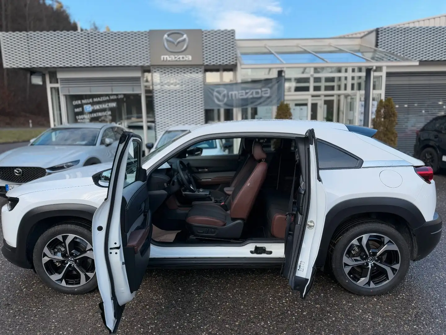 Mazda MX-30 Ad'vantage R-EV,Unfallfrei,Plug-in-Hyb,AHK Bílá - 2