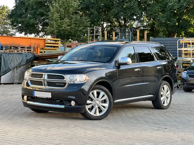 Dodge Durango 3,6 v6 4x4 LPG 7-Sitzer Leder Tausch Mö.