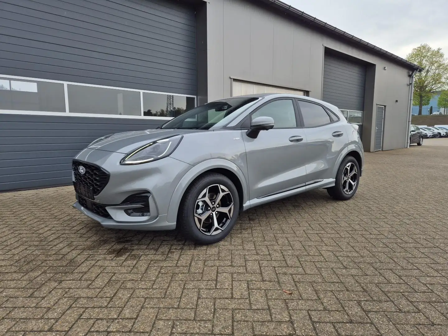 Ford Puma ST-Line 1.0 EcoBoost Hybrid 125PS 4x Kamera Len... Silber - 1