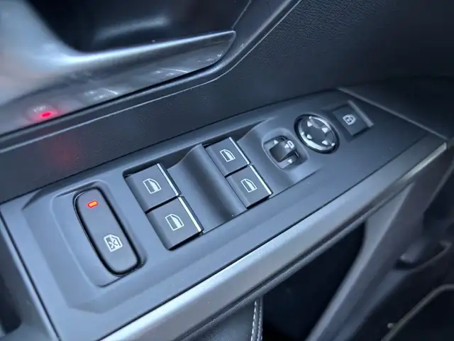 Peugeot 5008 Elektro 230 Long Range GT ACC+LED+Navi+Pano Ansicht 28