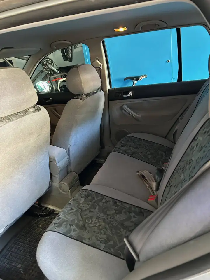 Volkswagen Golf GTD Schräghecklimousine, foto 2