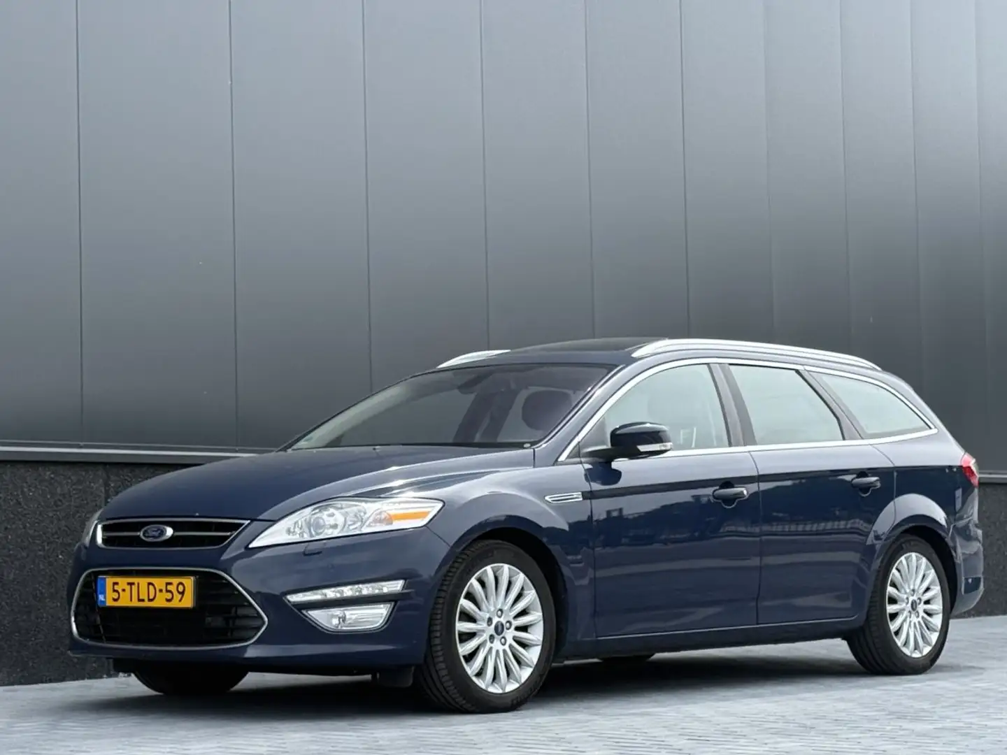 Ford Mondeo 1.6 TDCi ECOnetic Lease Platinum Bleu - 1