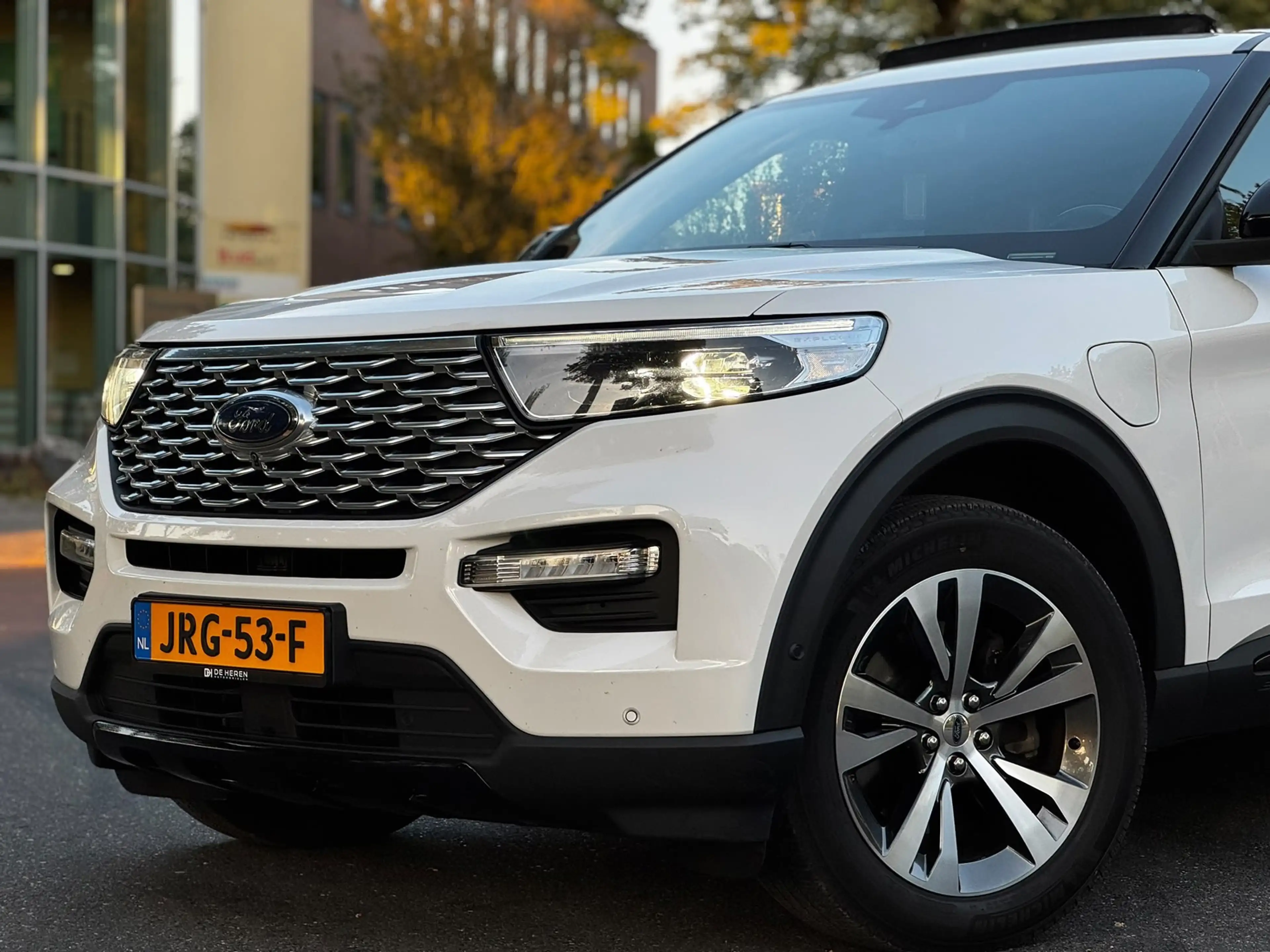 Ford Explorer 3.0 V6 EcoBoost PHEV ST-Line — photo 10