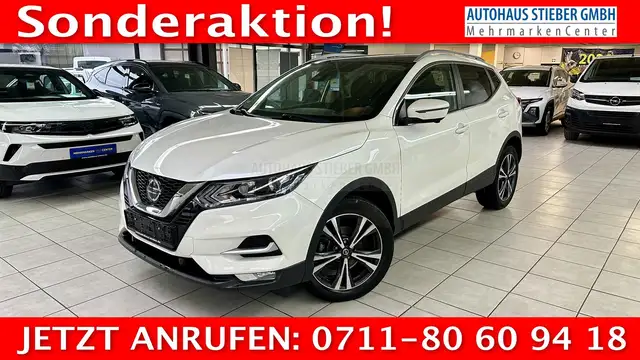Nissan Qashqai 360°KAM+PANO+NAVI+SHZ 116 kW (158 PS), Autom. 7...