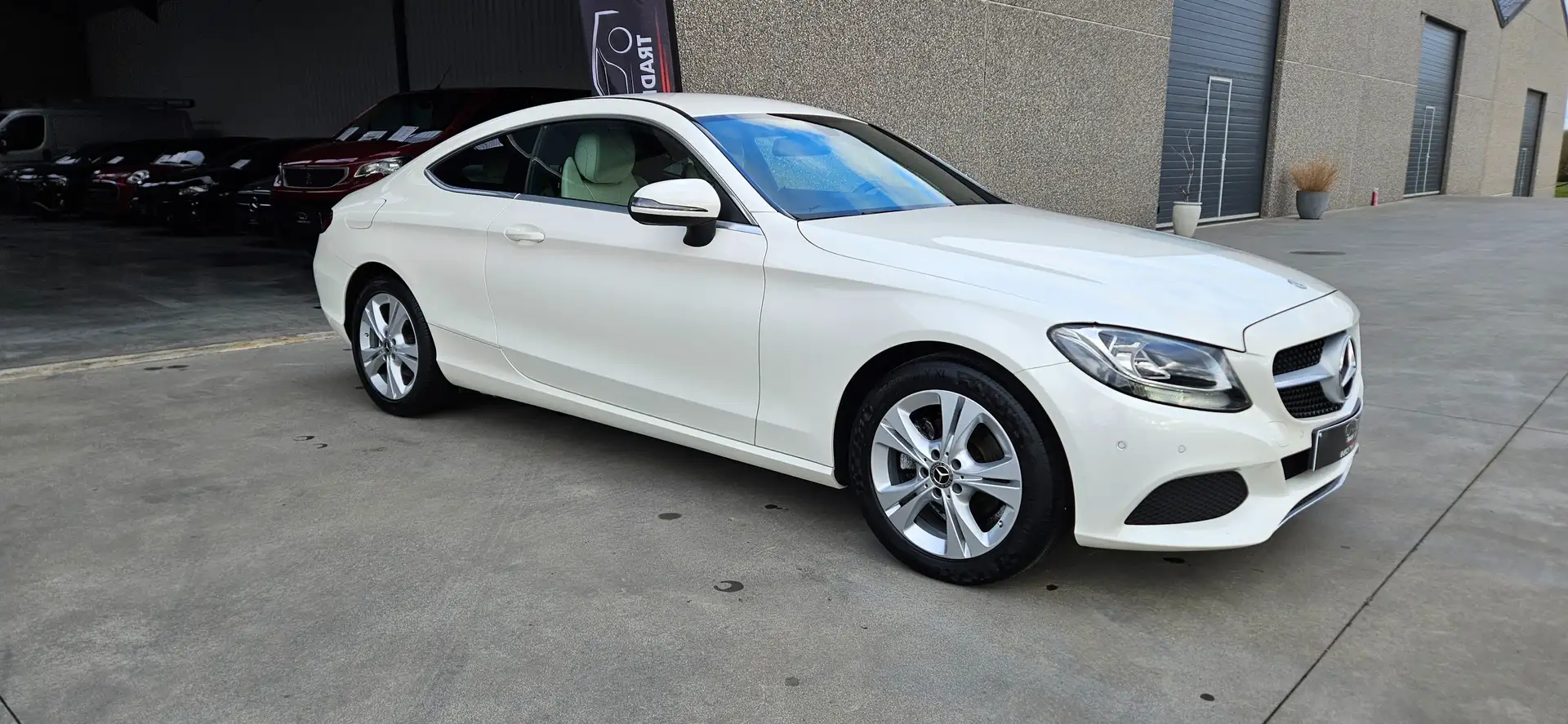 Mercedes-Benz C 180 C 180 Coupe*LEDER*NAVI*CAMERA*GARANTIE 12 MOIS* Blanc - 2