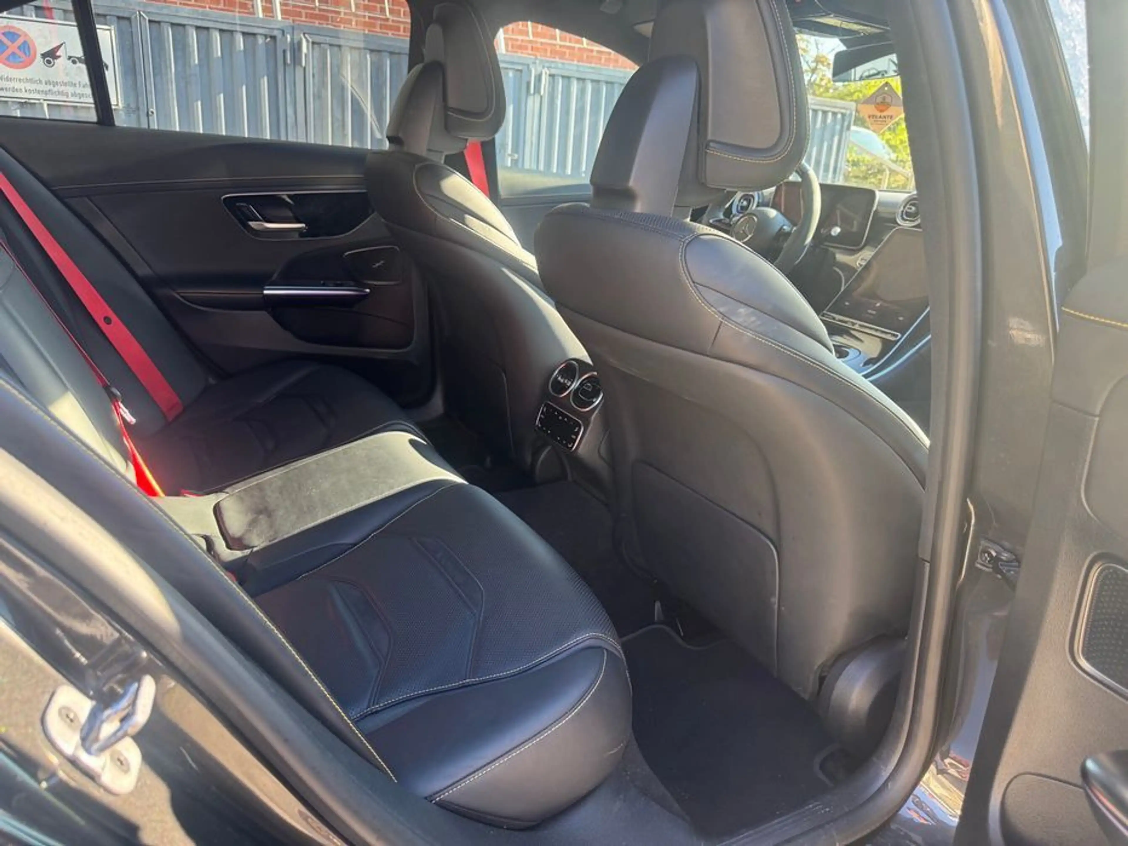 Mercedes-Benz C 43 AMG Limousine 4Matic Sitzlüftung 360° — photo 14